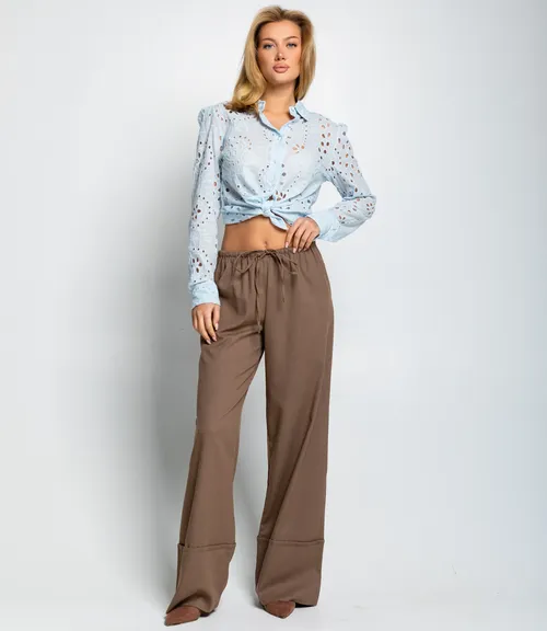 тёмно-бежевый