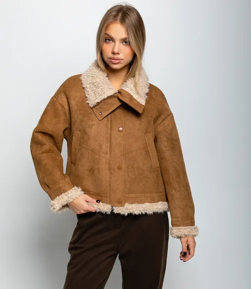 тёмно-бежевый