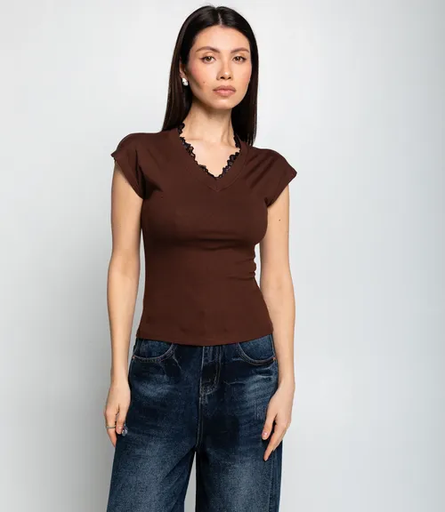 коричневый