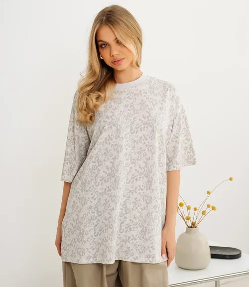 светло-бежевый