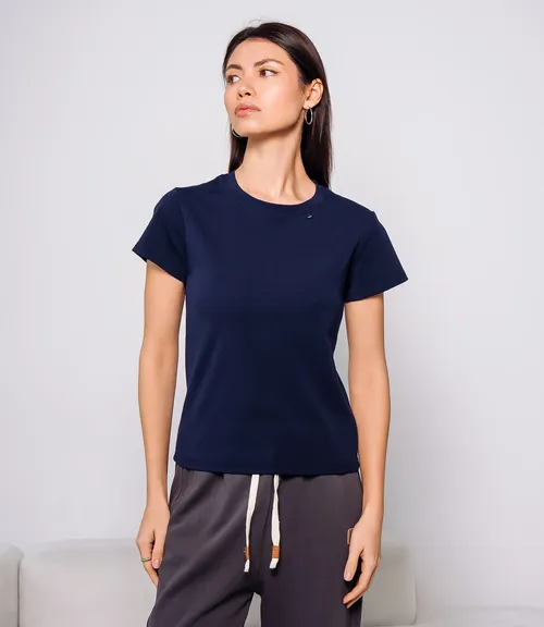 темно-синий