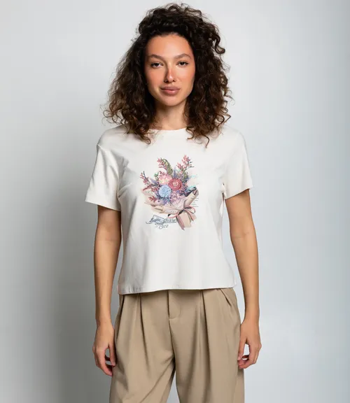 светло-бежевый