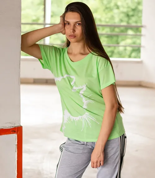 зеленый