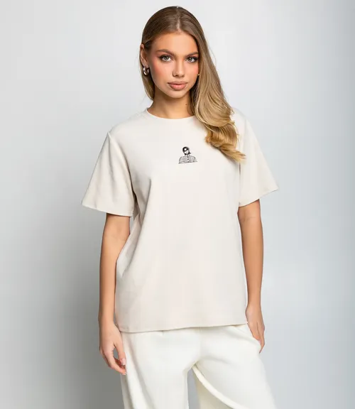 светло-бежевый