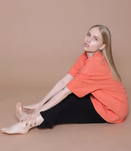 оранжевый оранжевый