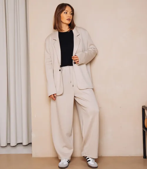 Костюм #КТ1790, светло-бежевый