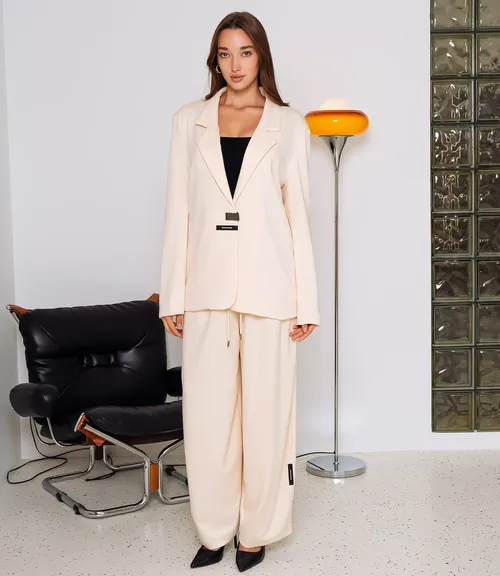 Костюм #КТ1790, кремовый