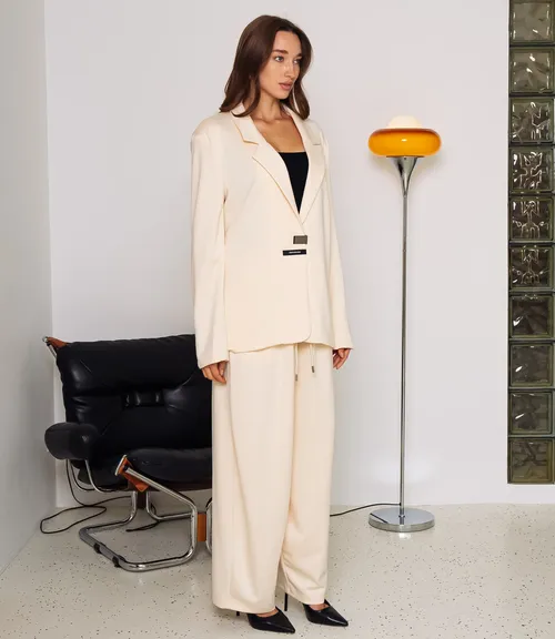 Костюм #КТ1790, кремовый