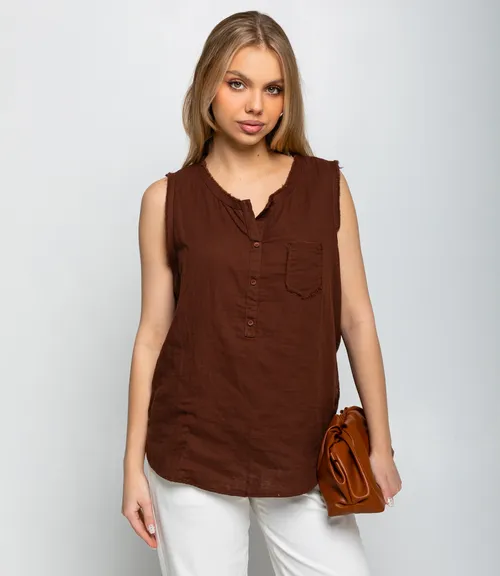 коричневый