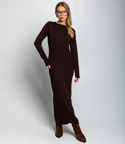 коричневый