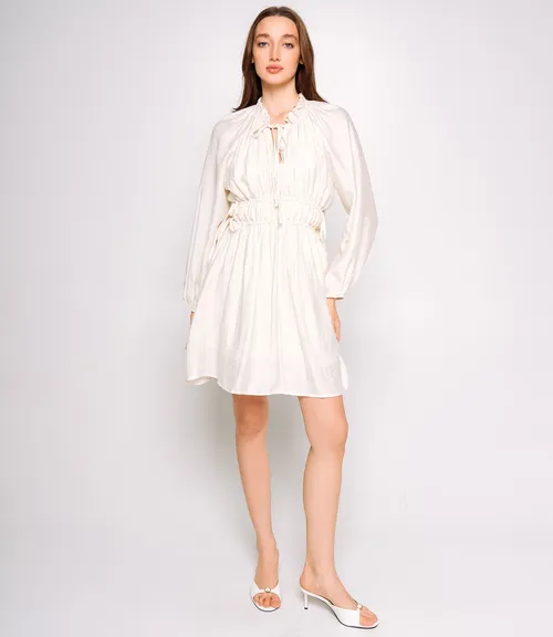 светло-бежевый