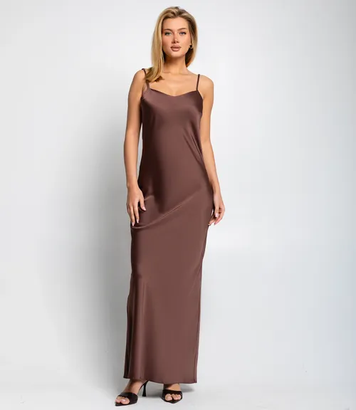 коричневый