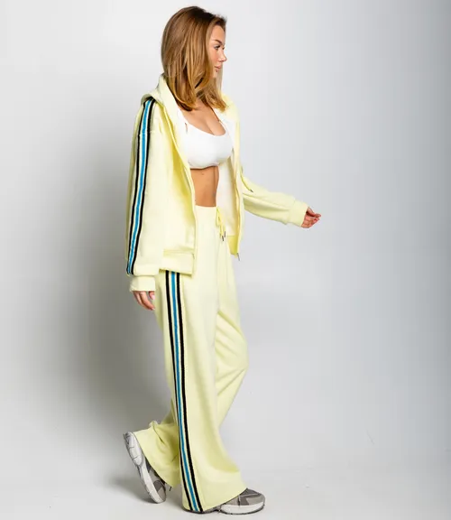 Спортивный костюм #КТ33100, жёлтый