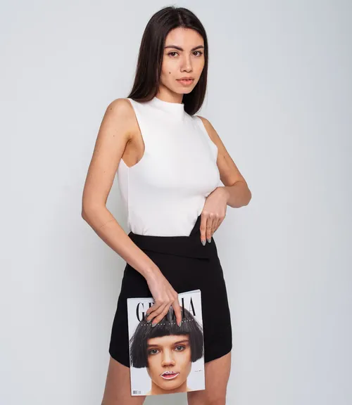 белый белый