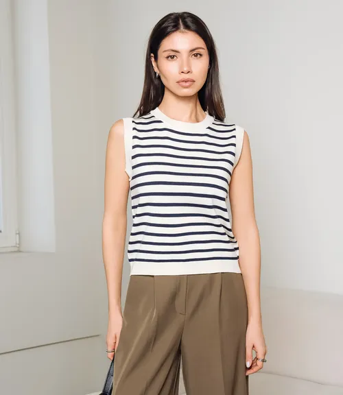 Топ #КТ113 (3), молочный