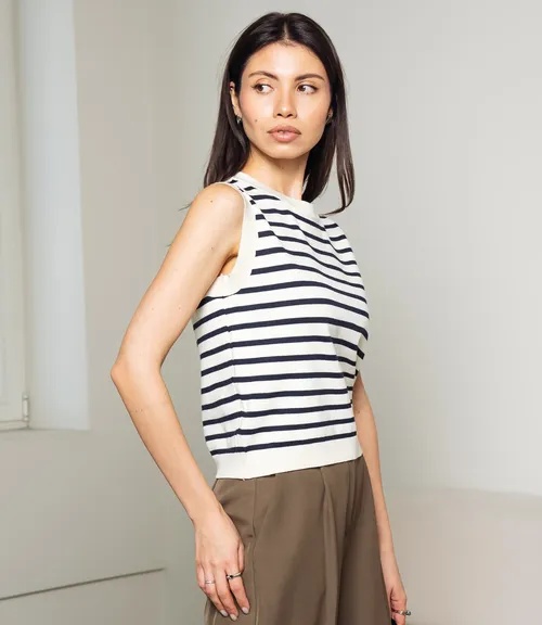 Топ #КТ113 (3), молочный