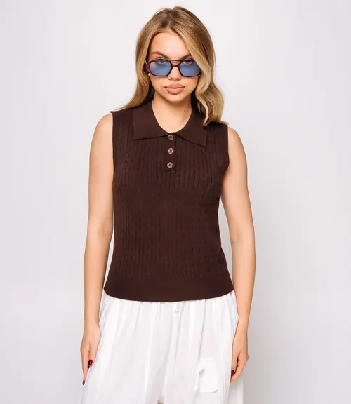 коричневый