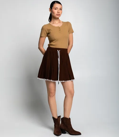 коричневый